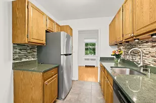 186 Pinewood Rd, Hartsdale, NY 10530 - Photo 9