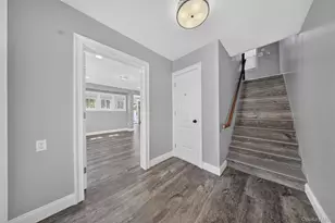 38-22 205th St, Bayside, NY 11361 - Photo 13