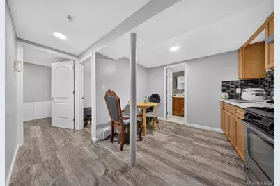 3822 205th Street, Bayside, NY 11361 - Photo 25