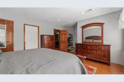 4 Manitou Trail, White Plains, NY 10603 - Photo 21