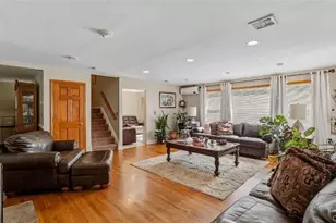 4 Manitou Trail, White Plains, NY 10603 - Photo 3