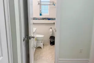 223-30 65th Ave, Oakland Gardens, NY 11364 - Photo 5