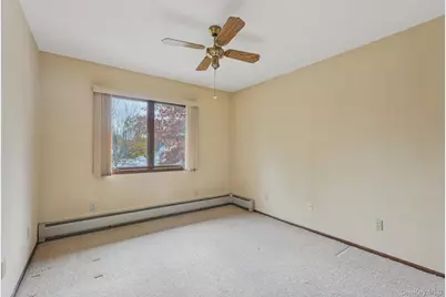 24 Brenda Lane, Bardonia, NY 10954 - Photo 25