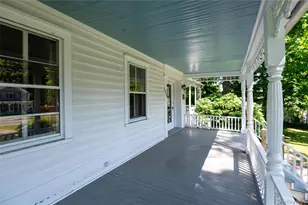 1402 Albany Ave, Kinderhook, NY 12184 - Photo 3