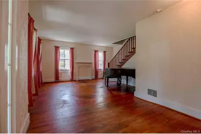1402 Albany Avenue, Kinderhook, NY 12184 - Photo 13