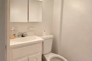 100-49 198th St, Hollis, NY 11423 - Photo 11