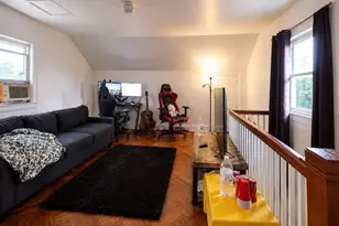 100-49 198th St, Hollis, NY 11423 - Photo 13