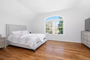 15 Ellis Dr, White Plains, NY 10605 - Photo 25