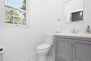 15 Ellis Dr, White Plains, NY 10605 - Photo 17