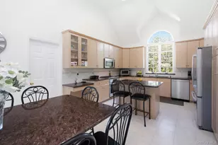 15 Ellis Dr, White Plains, NY 10605 - Photo 15