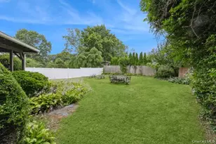 186 Oakwood Rd, Huntington Station, NY 11746 - Photo 17