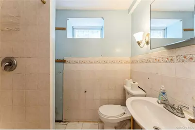 192-10 104th Avenue, Saint Albans, NY 11412 - Photo 27