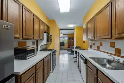 27010 Grand Central Parkway #4H, Floral Park, NY 11005 - Photo 13