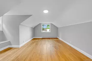 970 Hillman St, West Hempstead, NY 11552 - Photo 27