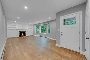 970 Hillman St, West Hempstead, NY 11552 - Photo 9