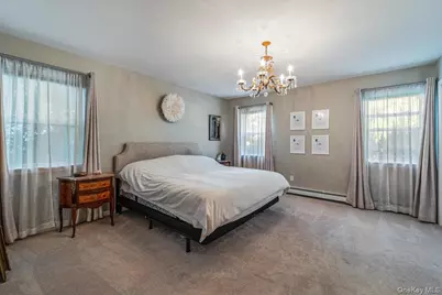 70 Manor Drive #A, Great Neck, NY 11020 - Photo 13