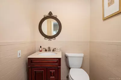 22 Delaware Avenue, Jericho, NY 11753 - Photo 17