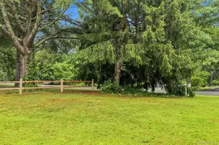27 Delaware Dr, Sparrow Bush, NY 12780 - Photo 35
