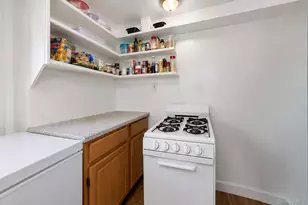 907 E 46th St, Brooklyn, NY 11203 - Photo 17