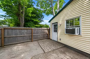 36 Rosalie Pl, Patchogue, NY 11772 - Photo 23