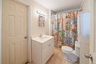 36 Rosalie Pl, Patchogue, NY 11772 - Photo 15