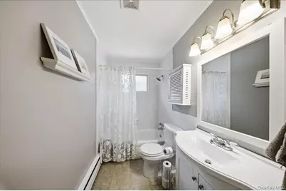 10 Graham Road, Hampton Bays, NY 11946 - Photo 15