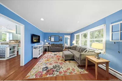 10 Graham Road, Hampton Bays, NY 11946 - Photo 9