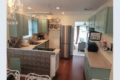 10 Graham Road, Hampton Bays, NY 11946 - Photo 11