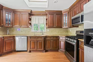 26 Terri Lee Ln, Spring Valley, NY 10977 - Photo 7
