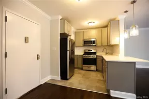 140 E Hartsdale Ave, Hartsdale, NY 10530 - Photo 3