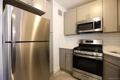 140 E Hartsdale Avenue #3A, Hartsdale, NY 10530 - Photo 5