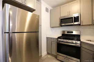 140 E Hartsdale Ave, Hartsdale, NY 10530 - Photo 5