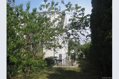 2618 Natta Boulevard, Bellmore, NY 11710 - Photo 7