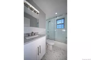 75 Lamplighter Ln, Massapequa, NY 11758 - Photo 9