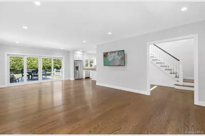 134 Montauk Highway, Westhampton, NY 11977 - Photo 7