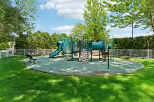 35 Monterrey Dr, Saint James, NY 11780 - Photo 47