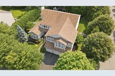 35 Monterrey Drive, Saint James, NY 11780 - Photo 39