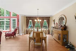 35 Monterrey Dr, Saint James, NY 11780 - Photo 11