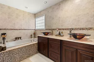 236 Windsor Ave, Brightwaters, NY 11718 - Photo 15