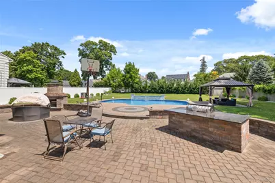 236 Windsor Avenue, Brightwaters, NY 11718 - Photo 29