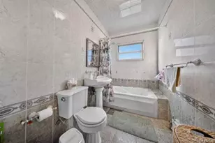 10208 62nd Rd, Forest Hills, NY 11375 - Photo 7