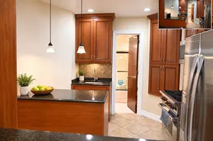 326 E 93rd St, New York, NY 10128 - Photo 3
