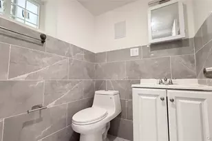 107-29 118th St, Richmond Hill, NY 11419 - Photo 13
