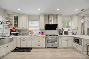 6-09 161st St, Whitestone, NY 11357 - Photo 5