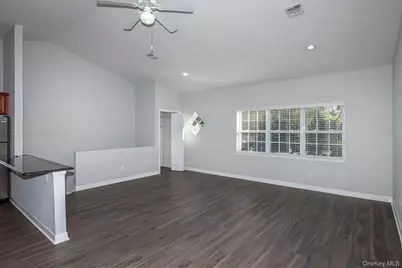 216 Center Court #216, Medford, NY 11763 - Photo 5