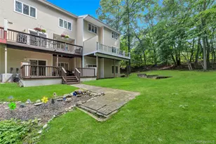 6 Princess Tree Ct, Port Jefferson, NY 11777 - Photo 37