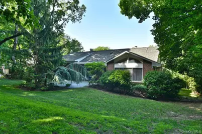 13 Vista Drive, Great Neck, NY 11021 - Photo 27