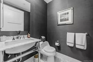5 Renaissance Square, White Plains, NY 10601 - Photo 21