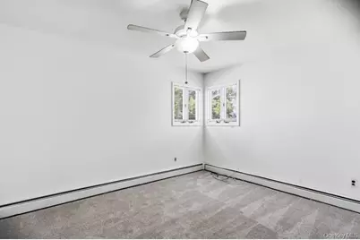 169 Wyona Avenue, Lindenhurst, NY 11757 - Photo 27