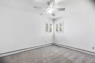 169 Wyona Ave, Lindenhurst, NY 11757 - Photo 27